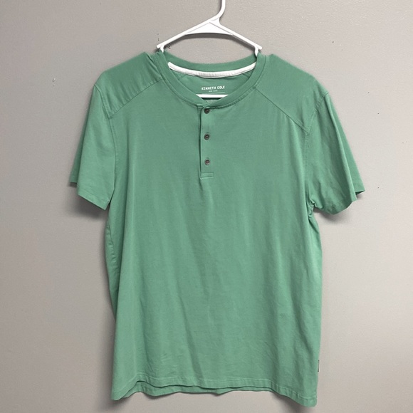 Shirt - Picture 1 of 1